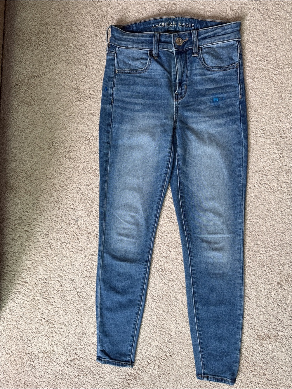 American Eagle Outfitters Women’s Skinny Jeans - Medium Blue Wash